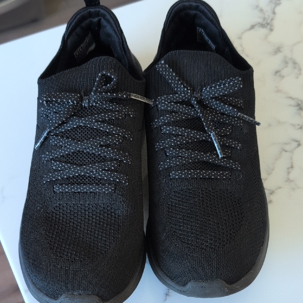 Skechers Black Sneakers Lightweight Knit Comfort